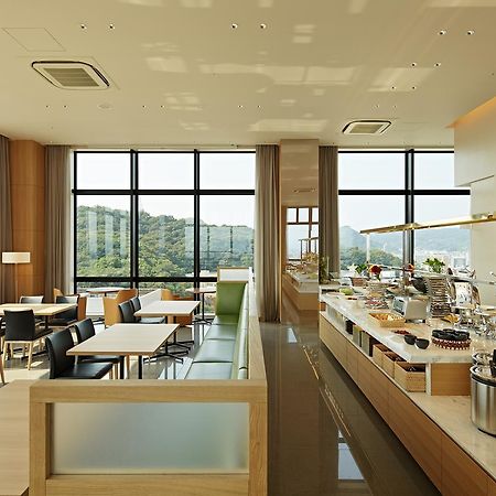 Candeo Hotels Matsuyama Okaido Экстерьер фото