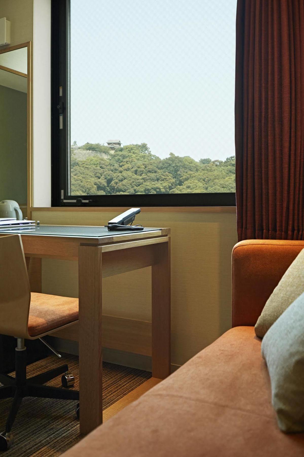 Candeo Hotels Matsuyama Okaido Экстерьер фото