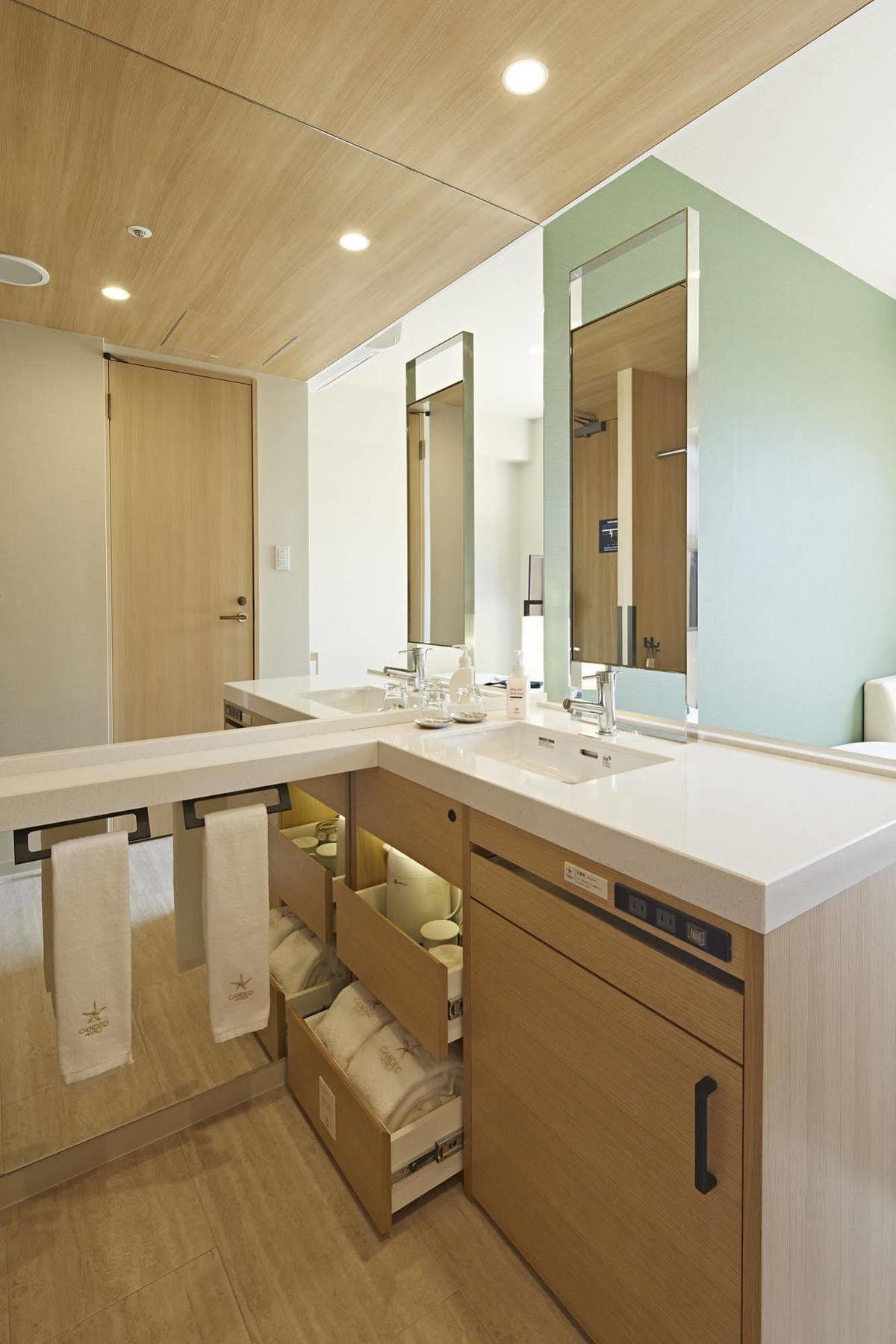 Candeo Hotels Matsuyama Okaido Экстерьер фото